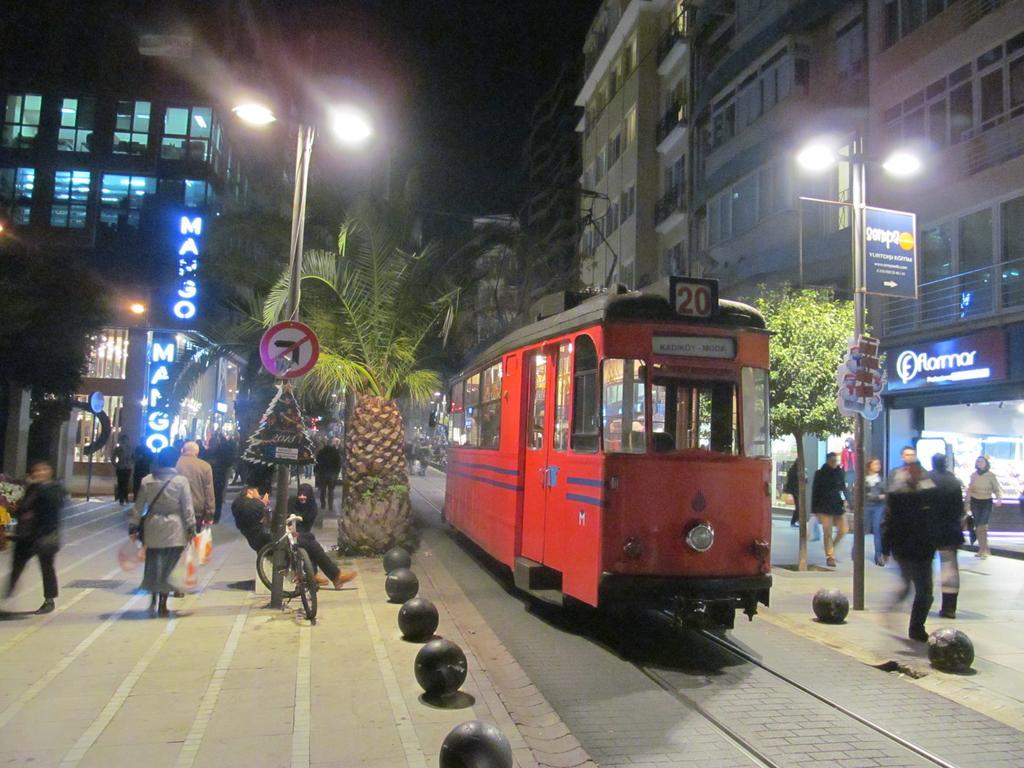 Juliet Rooms & Kitchen Istanbul Eksteriør bilde